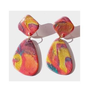 Multi colored earring AIE00113