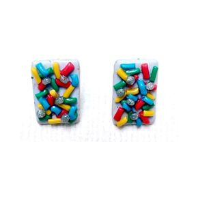 Jelly bean studs AIE00110