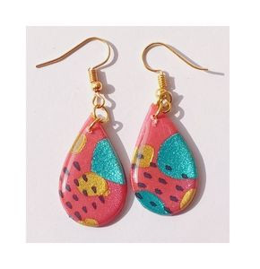 Multi colored earring AIE00118